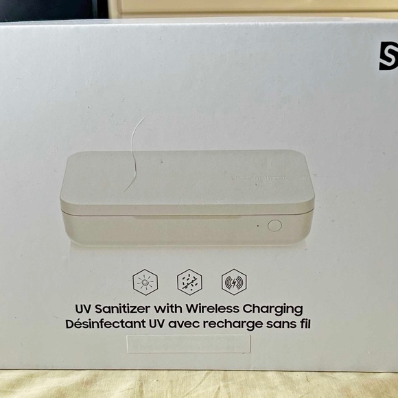 UV SANITIZER WITH WIRELESS CHARGING, CLEANS YOUR BELONGINGS BY UV-C LAMP, KILLS - Picture 1 of 8